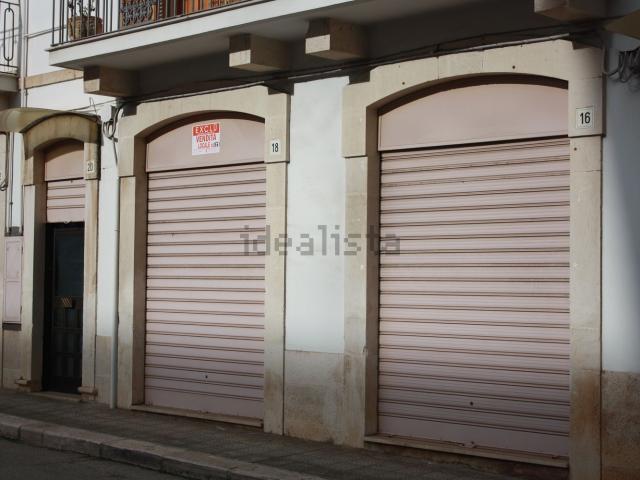Locale in vendita di 180 m² in Via XXIV Maggio, 16