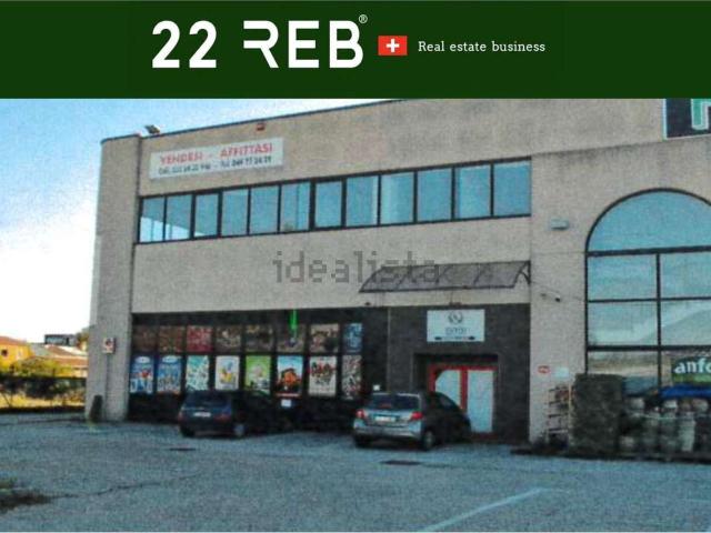 Locale in vendita di 1840 m² in Via Vo&apos  di Placca