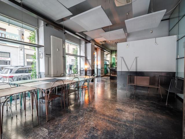 Locale in vendita di 155 m² in Via Felice Casati, 12