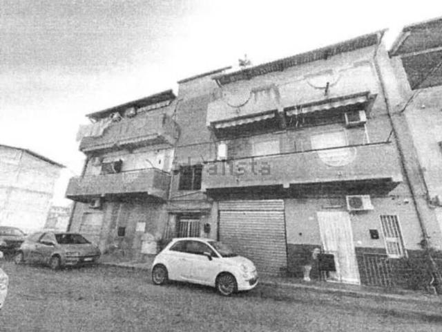 Locale in vendita di 185 m² in Via Parnaso, 63