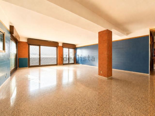 Locale in vendita di 185 m² in Via Privata Chioggia, 6