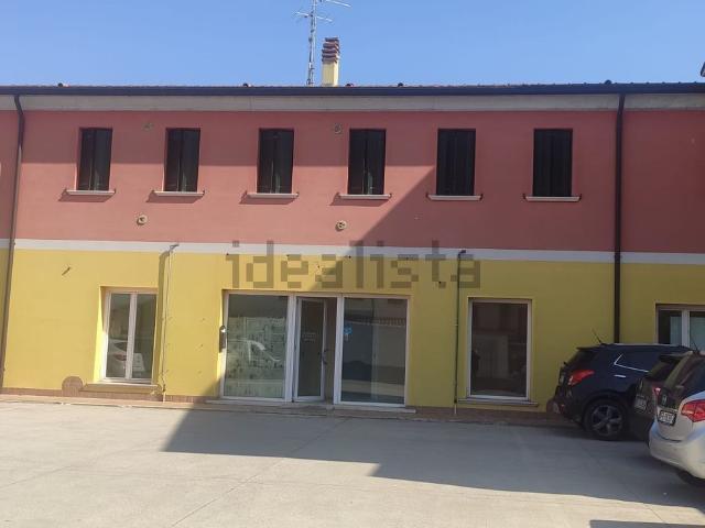 Locale in vendita di 186 m² in Traversa Capitello, 14