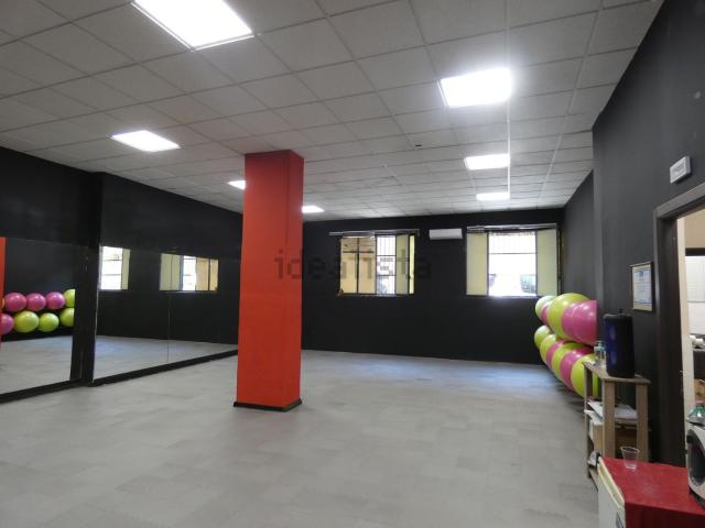 Locale in vendita di 186 m² in Via Grotta Santa, 55