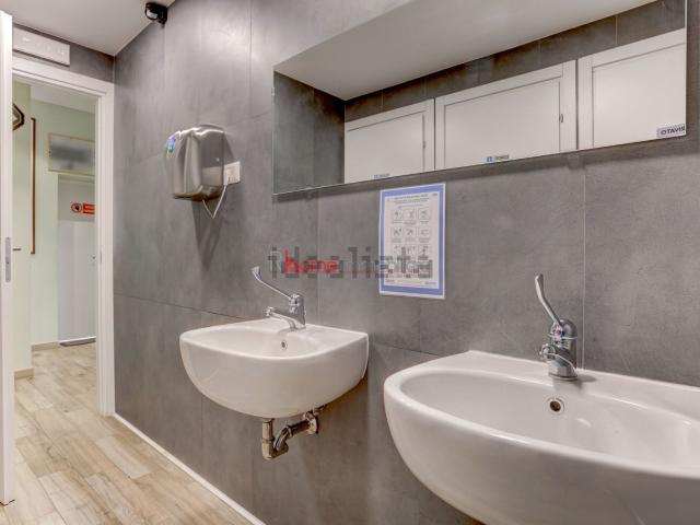 Locale in vendita di 187 m²