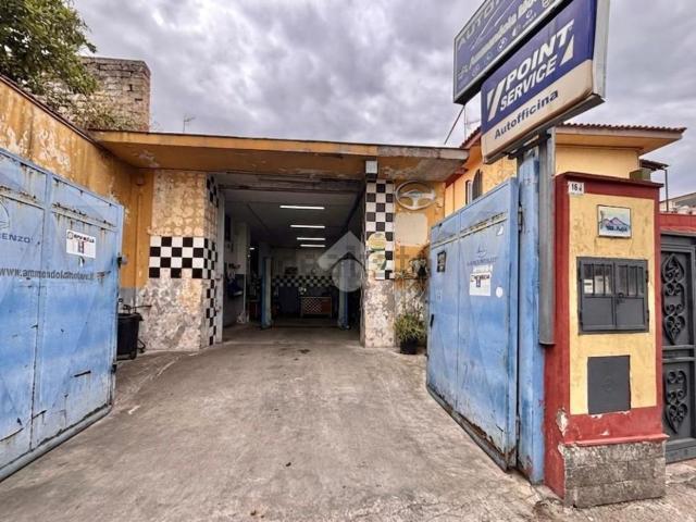 Locale in vendita di 188 m² in Via Canarde a San Pietro, 16