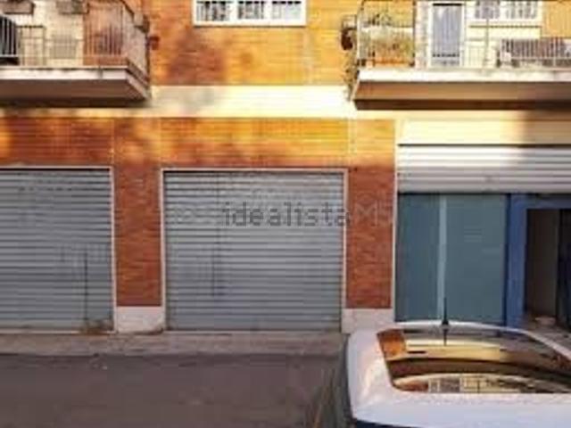 Locale in vendita di 18 m² in Via Brigata Partigiana Ugo Muccini, 57