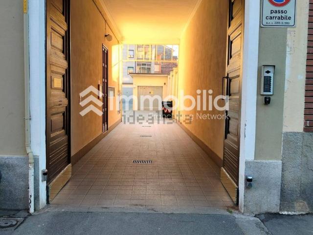 Locale in vendita di 18 m² in Via Limone, 13