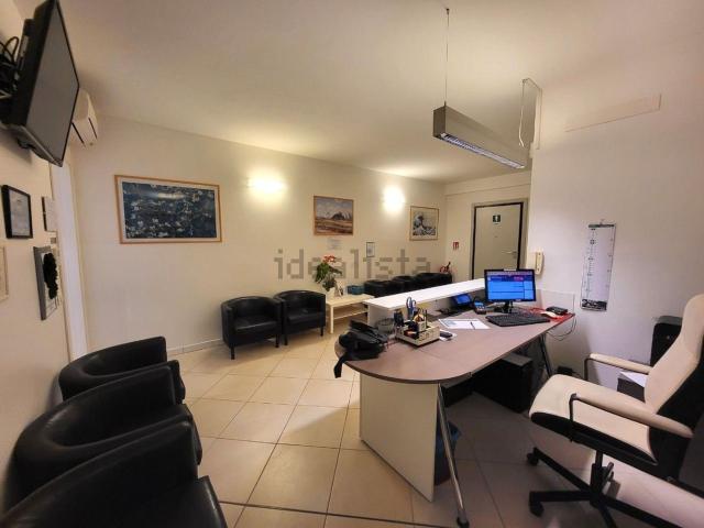 Locale in vendita di 190 m²