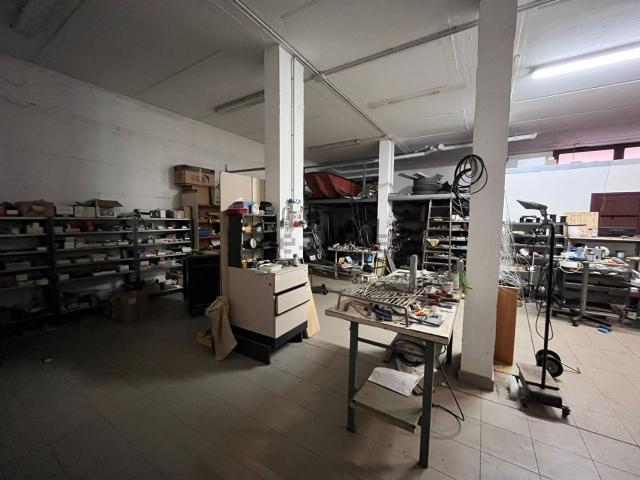Locale in vendita di 190 m²