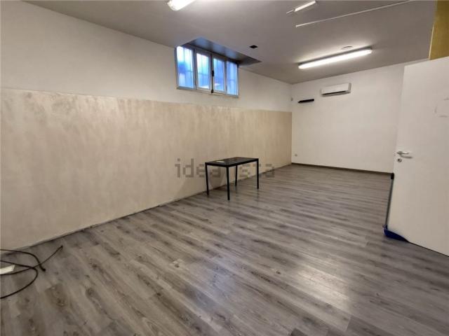 Locale in vendita di 190 m² in Via Giovanni da Empoli