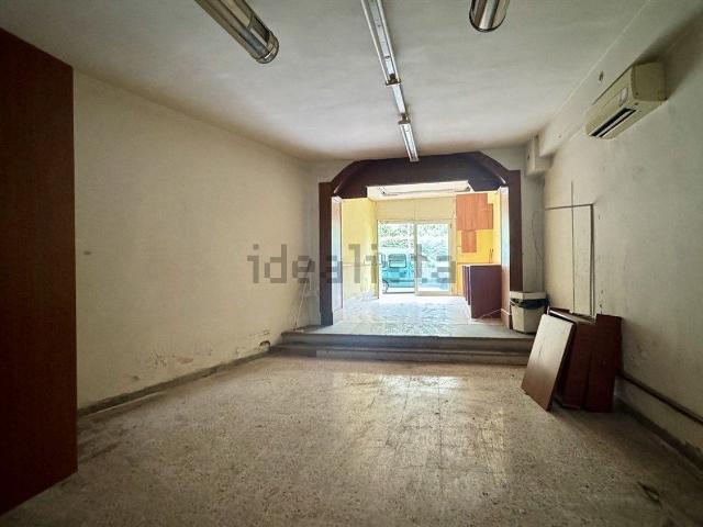 Locale in vendita di 190 m² in Borgo Garibaldi, 20