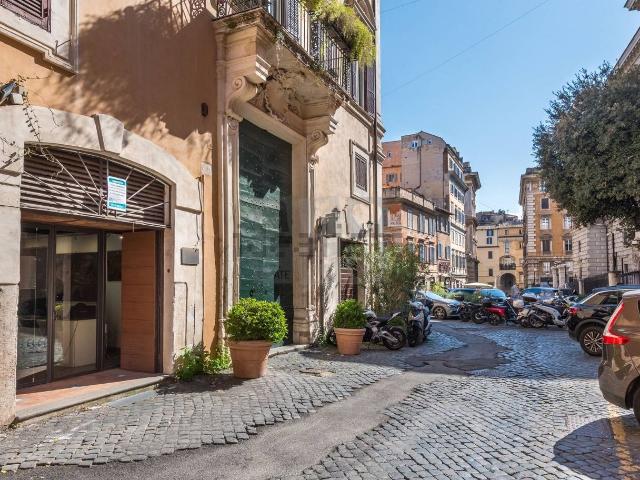 Locale in vendita di 197 m² in Via di San Maria in Monticelli, 66