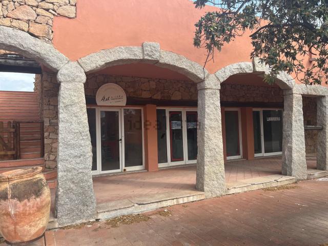 Locale in vendita di 23 m² in Località Canneddi