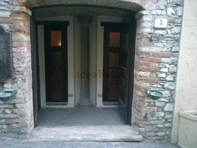 Locale in vendita di 200 m²