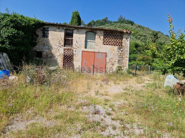 Locale in vendita di 200 m² in Via di Tiglio, 895