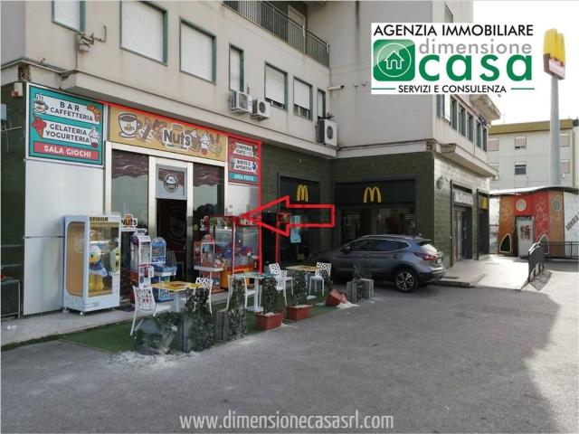 Locale in vendita di 200 m² in Via Leone XIII, 101