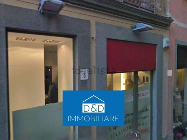 Locale in vendita di 200 m² in Via San Filippo, 4