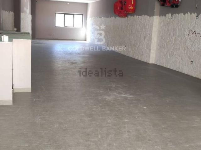 Locale in vendita di 200 m² in Via Umberto I