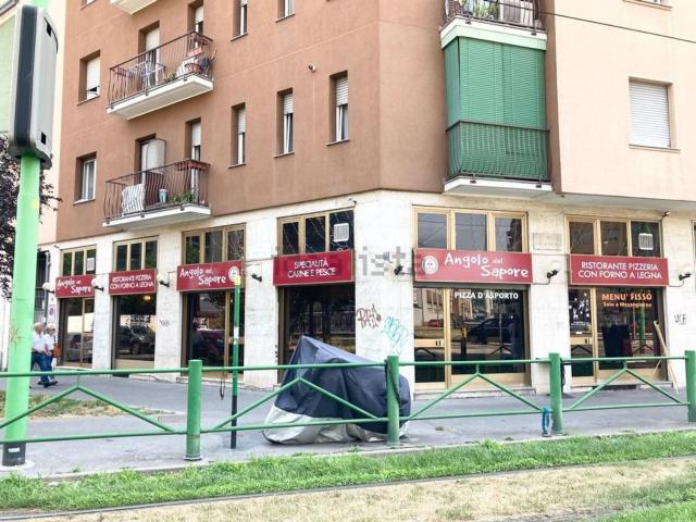 Locale in vendita di 200 m² in Via Valassina