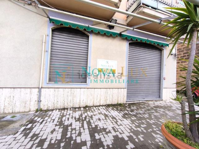 Locale in vendita di 200 m² in Viale Iᵒ Maggio