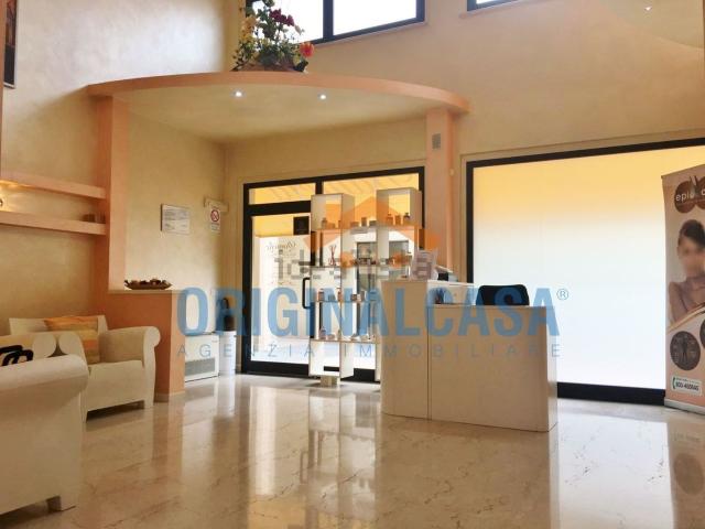 Locale in vendita di 200 m² in Viale Mazzini