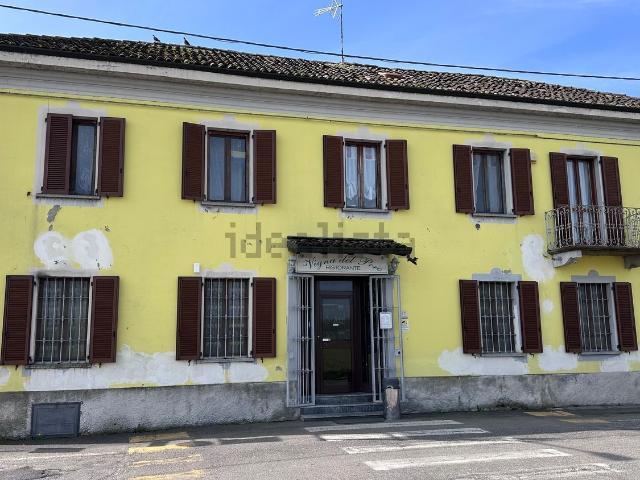 Locale in vendita di 200 m² in Frazione Vigna del Pero