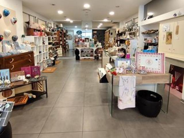 Locale in vendita di 202 m² in Corso Vittorio Emanuele II, 100