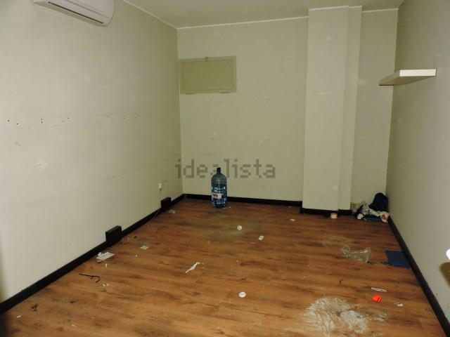 Locale in vendita di 204 m² in Via Sant&apos Alberto, 49