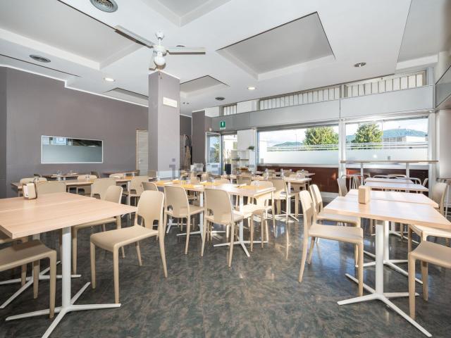Locale in vendita di 206 m² in Corso Lombardia