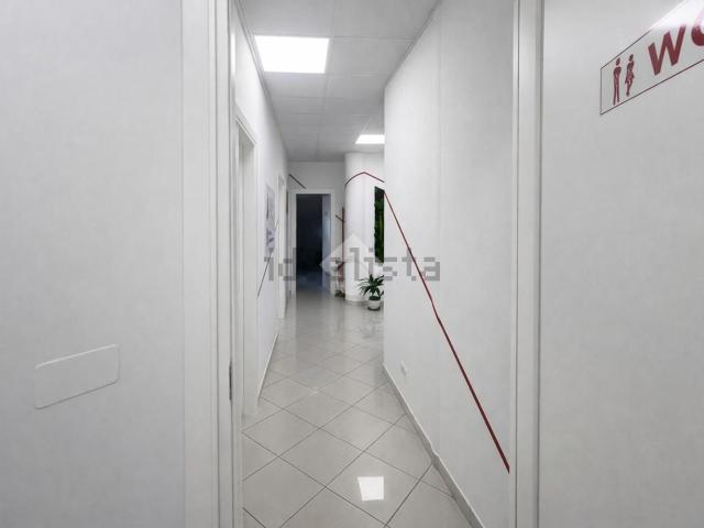 Locale in vendita di 208 m² in Via Nazionale Nord, 3