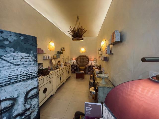 Locale in vendita di 20 m² in Piazza dei Nerli