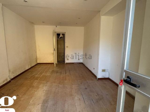 Locale in vendita di 20 m² in Vicolo Palmeri, 4