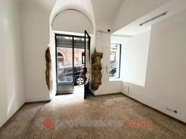 Locale in vendita di 20 m² in Via Alessi