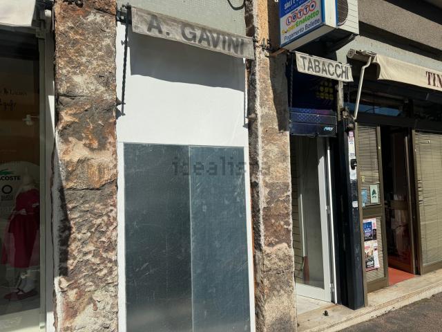 Locale in vendita di 20 m² in Via Antonio Gramsci, 45