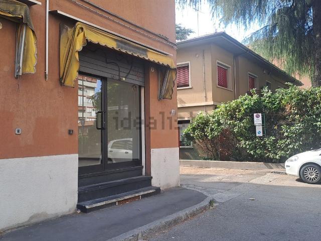 Locale in vendita di 20 m² in Via Aristotile Fioravanti, 46