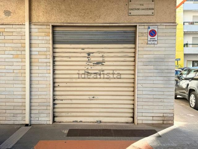 Locale in vendita di 20 m² in Via Gaetano Salvemini, 23