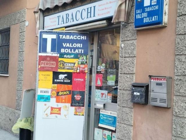 Locale in vendita di 20 m² in Via Pontevecchio, 22