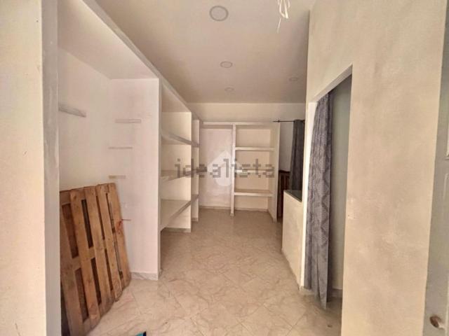 Locale in vendita di 20 m² in Viale II Melina, 35