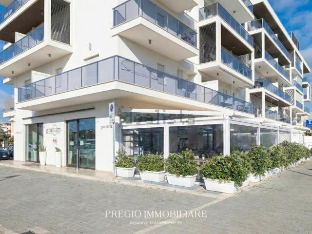 Locale in vendita di 210 m² in Via Giacomo Campanelli