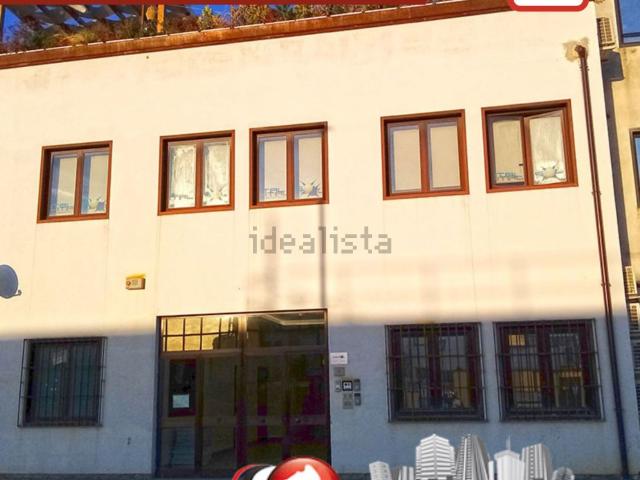 Locale in vendita di 215 m² in Via del Maspino