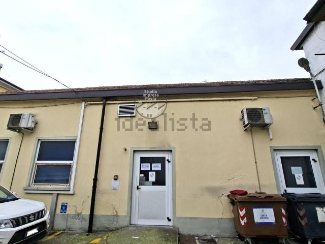 Locale in vendita di 218 m² in Viale Cremona, 179