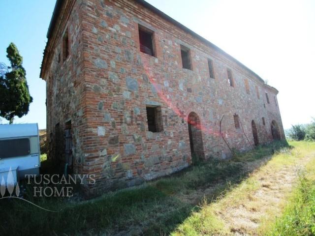 Locale in vendita di 2200 m²