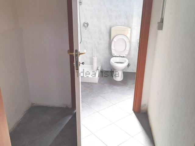 Locale in vendita di 220 m² in Viale Idris Ricci