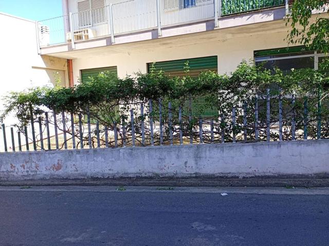 Locale in vendita di 220 m² in Vico I Camillo Cavour, 37