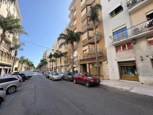 Locale in vendita di 220 m² in Corso Roma, 69