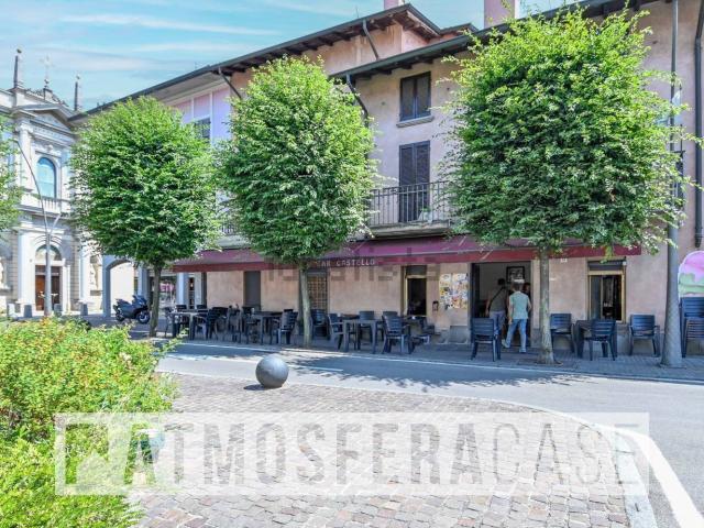Locale in vendita di 220 m² in Piazza Castello, 14