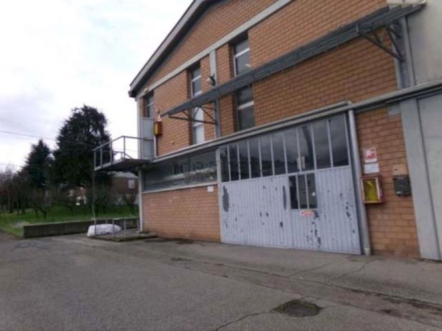 Locale in vendita di 2218 m² in Via della Repubblica, 80