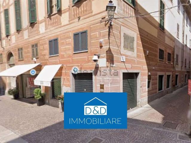 Locale in vendita di 227 m² in Via Nicolò Girardengo, 56