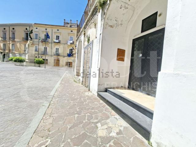 Locale in vendita di 22 m² in Piazza della Vittoria