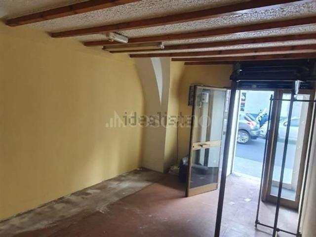 Locale in vendita di 22 m² in Via Giuseppe Garibaldi